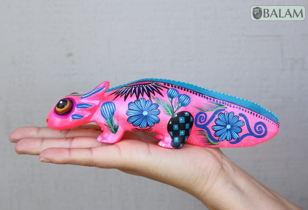 Alebrije from Oaxaca, alebrije, Copal wood sculpture, Axolotl alebrije, Ajolote, Salamander, Cute axolotl alebrije, Metallic colors, Axolotl - Image 7
