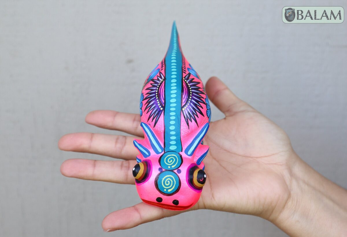Alebrije from Oaxaca, alebrije, Copal wood sculpture, Axolotl alebrije, Ajolote, Salamander, Cute axolotl alebrije, Metallic colors, Axolotl - Image 8