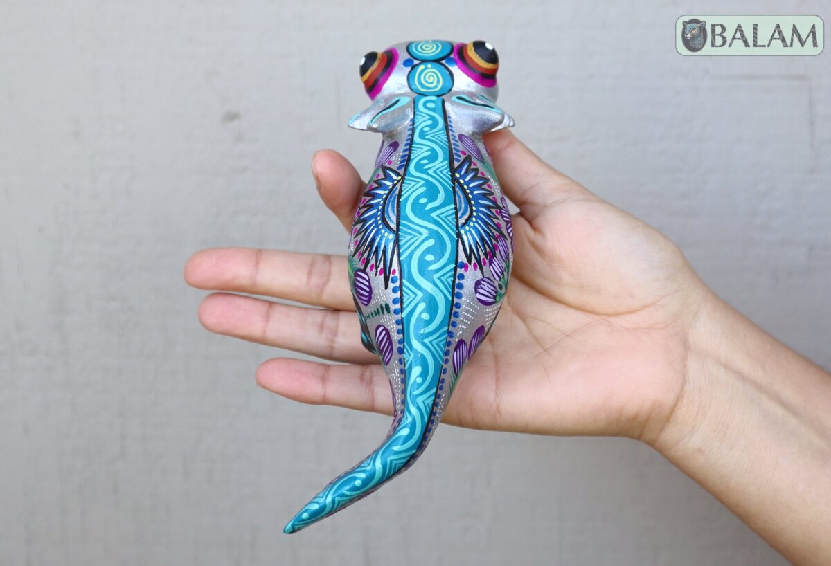 Alebrije from Oaxaca, alebrije, Copal wood sculpture, Axolotl alebrije, Ajolote, Salamander, Cute axolotl alebrije, Metallic colors, Axolotl - Image 5