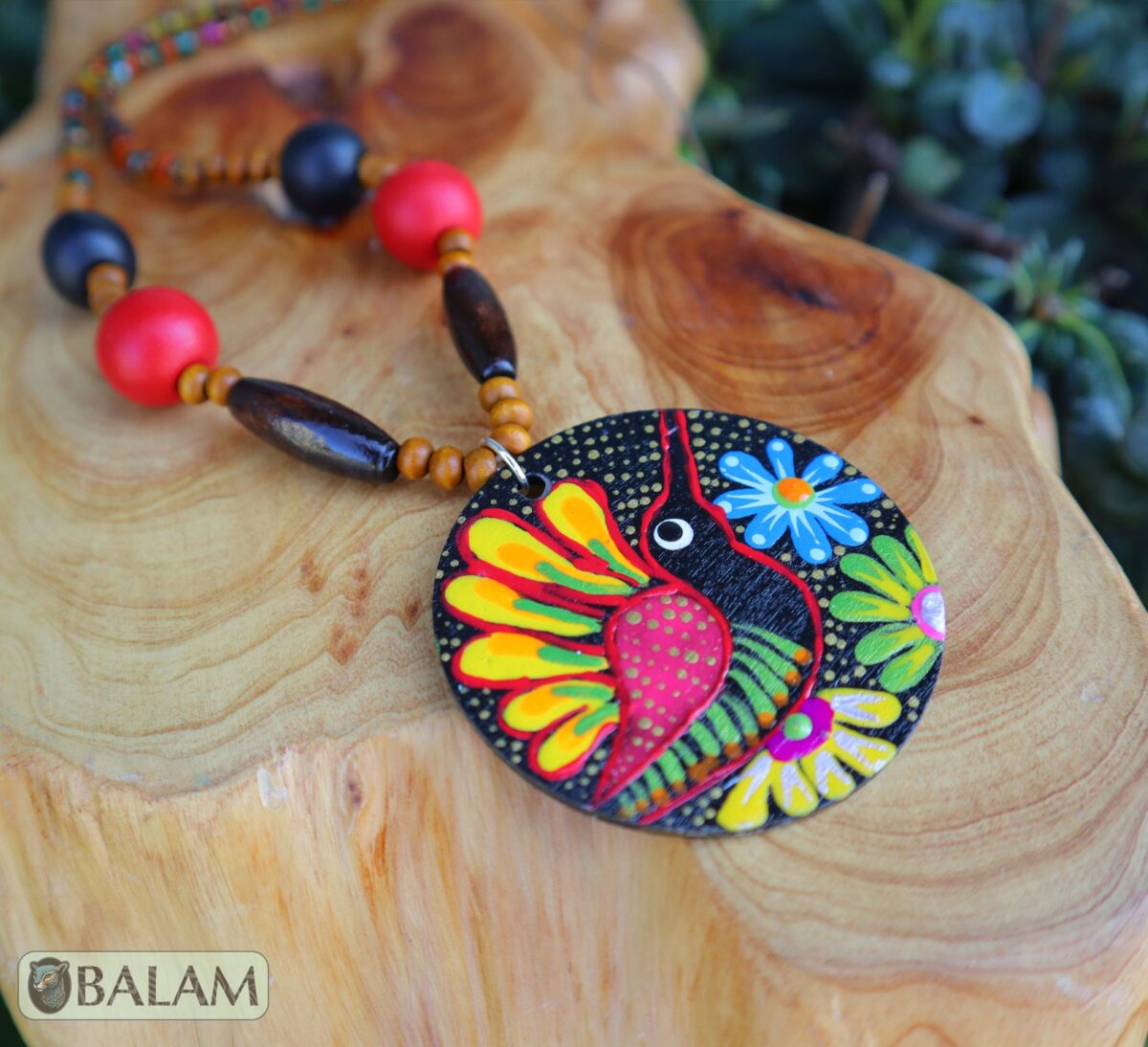 Alebrije hearts, Alebrije wooden necklace, Hand painted heart, alebrije de Corazón, Wood Art, Hummingbird alebrije necklace, heart necklace. - Image 9
