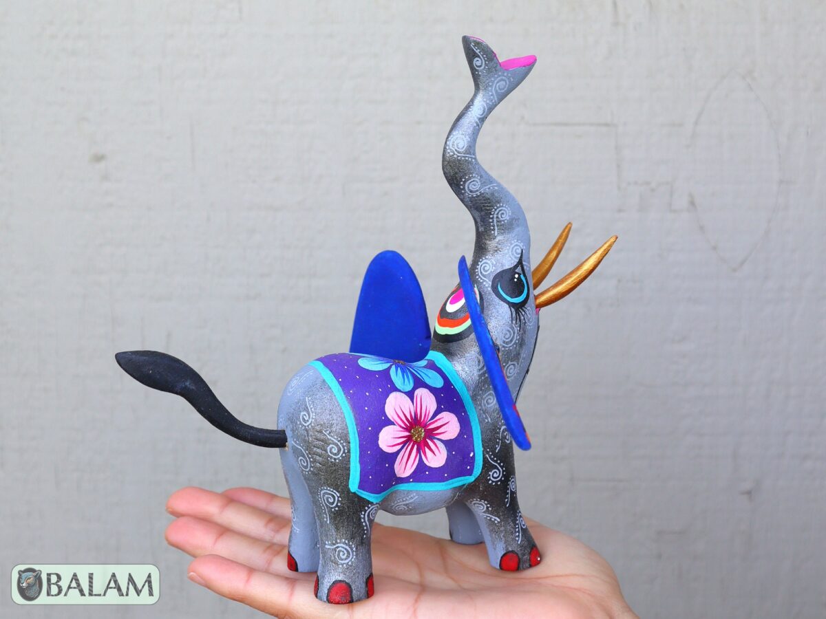 Elefantito alebrije, Cute little elephant, elephant Alebrije from Oaxaca, elephant alebrije, Copal wood sculpture, Wood Art, Alebrije art. - Image 8