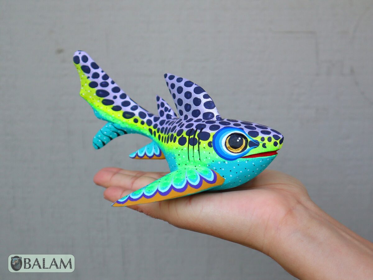 Tiburon, Shark alebrije, Alebrije from Oaxaca, Copal wood sculpture, Alebrije art, Shark sculpture, tiburon alebrije, amazing shark.
