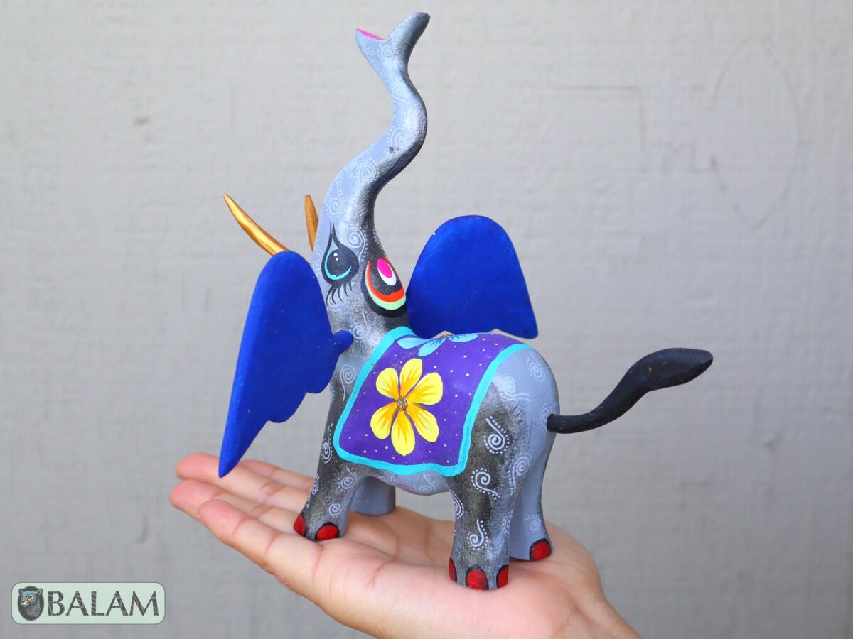 Elefantito alebrije, Cute little elephant, elephant Alebrije from Oaxaca, elephant alebrije, Copal wood sculpture, Wood Art, Alebrije art. - Image 9