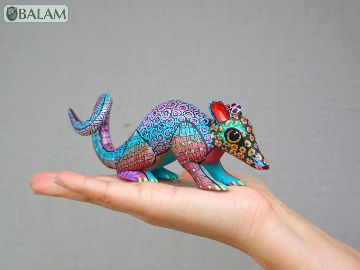 Tlacuache, Family of Opossums,  Familia de Tlacuaches, Opossum, Alebrije from Oaxaca, alebrije, Copal wood sculpture, Wood Art, Alebrije art - Image 9