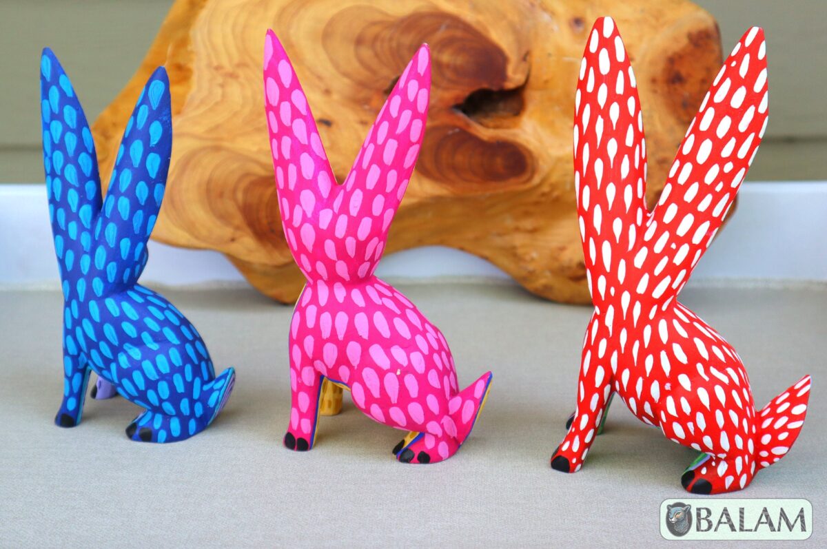 Rabbit alebrije, Conejito, Alebrije from Oaxaca, Bunny alebrije, Copal wood sculpture, Wood Art, Alebrije art, Rabbit, Rabbit Alebrije. - Image 2
