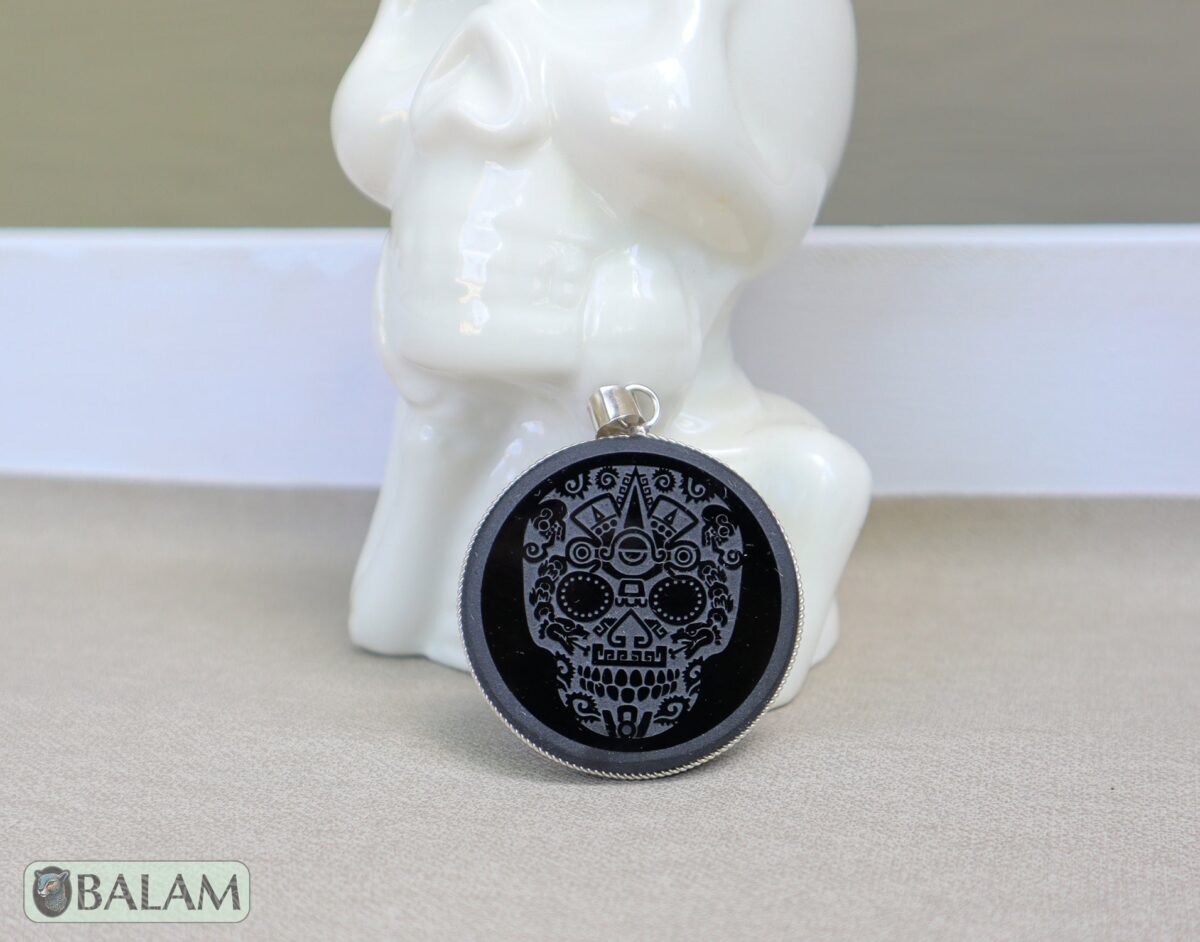 Obsidian pendant, stone necklace, Obsiana Mexica, Obsidian pendant and silver. Engraved Mictlantecuhtli, Hunab ku, Eclipse, Skull, ball game - Image 5