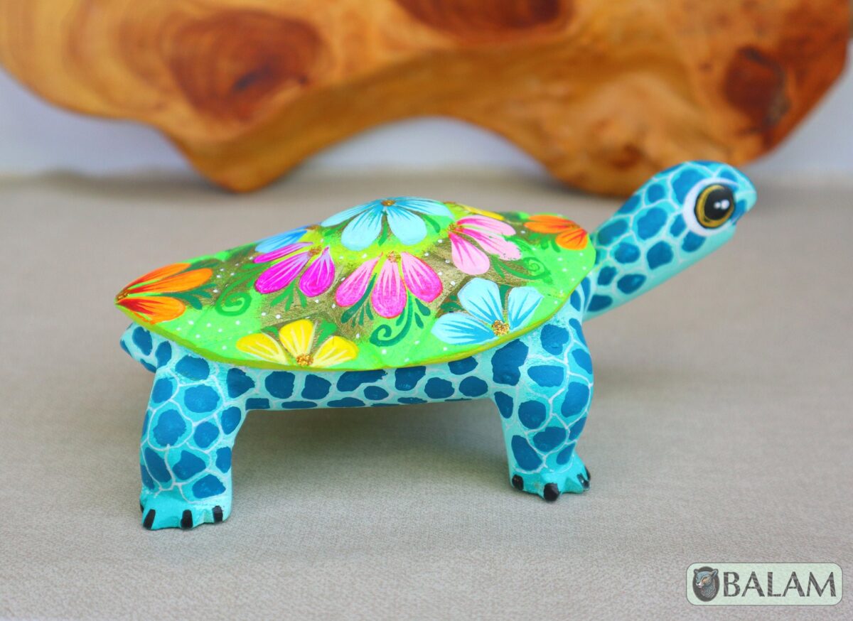 Turtle alebrije, Tortuga alebrije, Tortoise Alebrije from Oaxaca, animal alebrije, Copal wood sculpture, Wood Art, Alebrije art - Image 6
