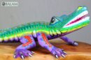 Cocodrilo alebrije, unique crocodile, Crocodile Alebrije from Oaxaca, Alligator, Copal wood sculpture, Alebrijes, Metallic colors.