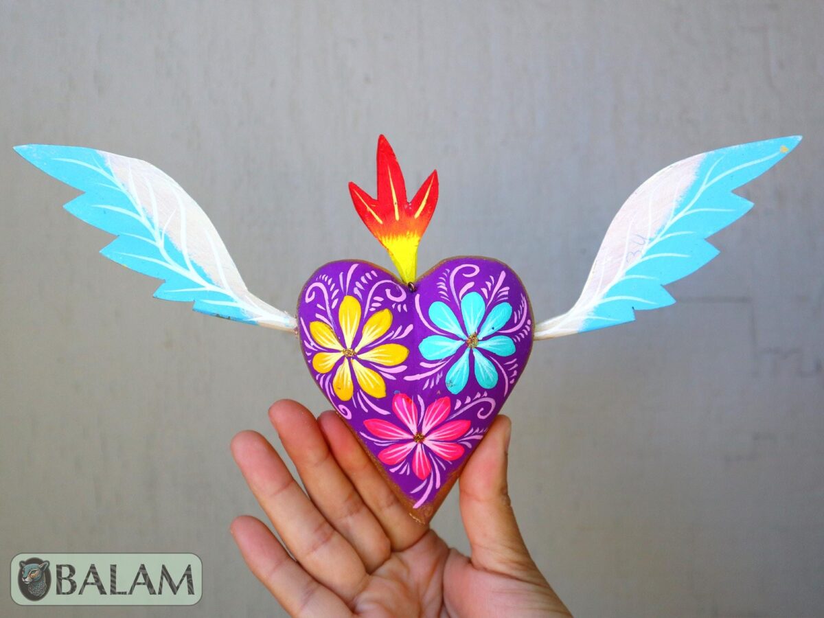 Corazon Sagrado alebrije, corazon sagrado Ornament, heart alebrije, copal wood Oaxaca, sacred hear alebrije ornament, Dia de los Muertos art - Image 3
