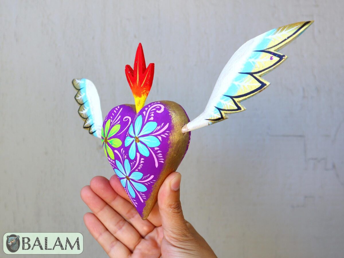 Corazon Sagrado alebrije, corazon sagrado Ornament, heart alebrije, copal wood Oaxaca, sacred hear alebrije ornament, Dia de los Muertos art - Image 2
