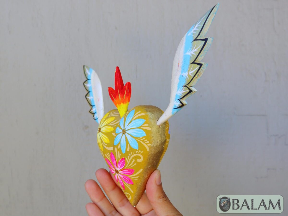 Corazon Sagrado alebrije, corazon sagrado Ornament, heart alebrije, copal wood Oaxaca, sacred hear alebrije ornament, Dia de los Muertos art - Image 2