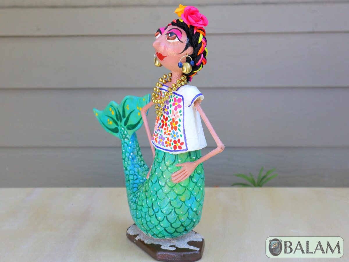Frida Mermaid alebrije Paper mache, Mermaid alebrije, Alebrije de papel Mache, Unique Mermaid, Yucatecan Sirena, Frida Sirena, Papel Mache - Image 4