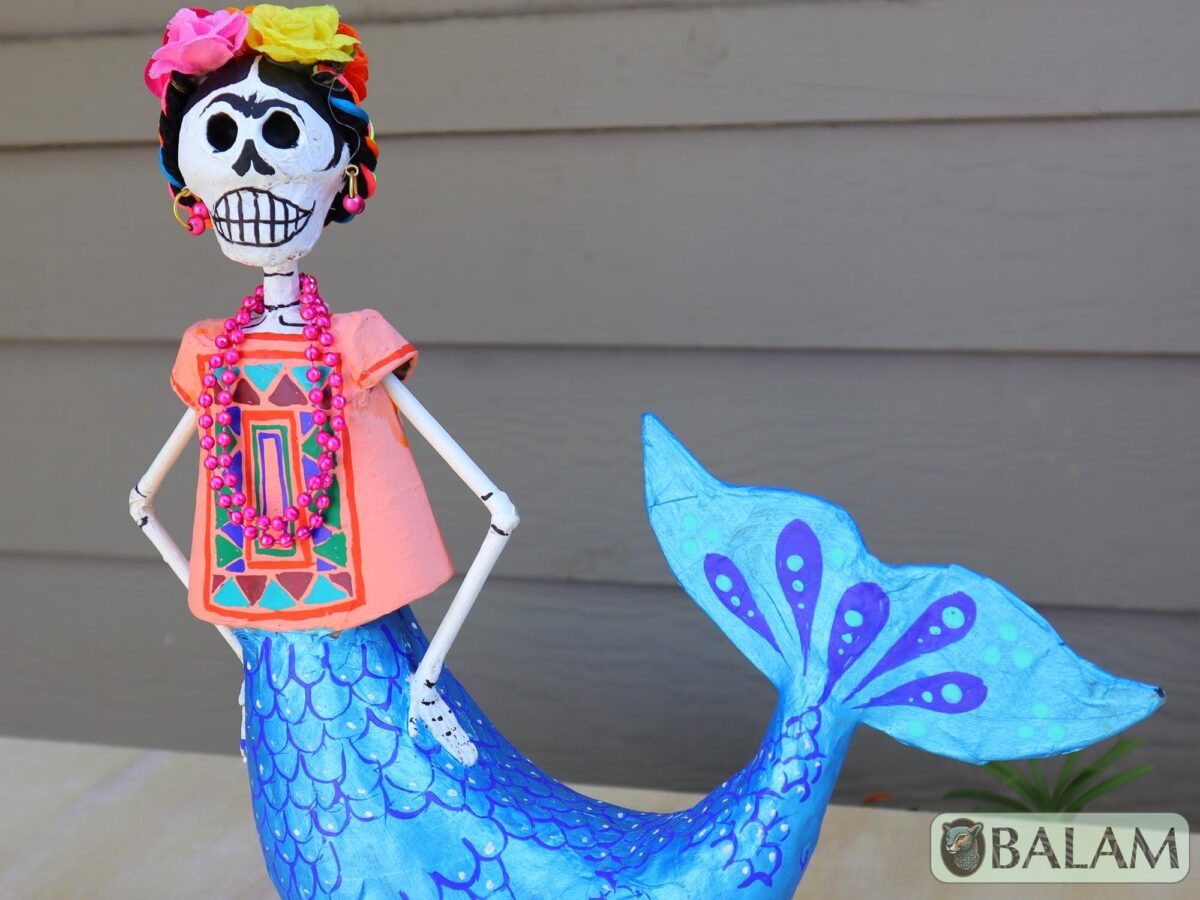 Frida Mermaid alebrije Paper mache, Mermaid alebrije, Alebrije de papel Mache, Unique Mermaid, catrina Frida Sirena, Dia de los Muertos - Image 3