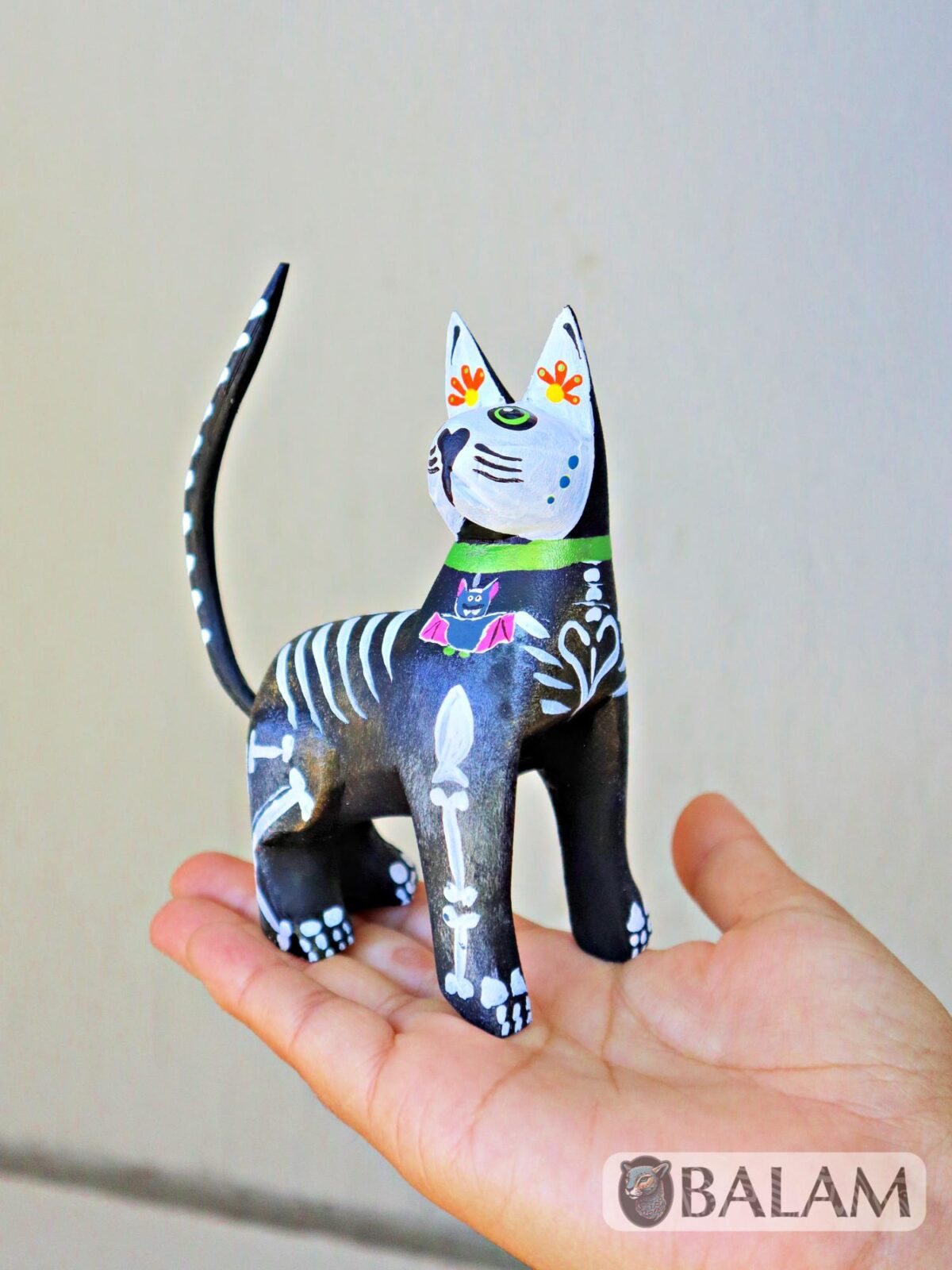 Gatito alebrije, Unique cat, Skeleton alebrije, Alebrije from Oaxaca, Cat skeleton, Copal wood sculpture, Dia de los Muertos collection. - Image 3