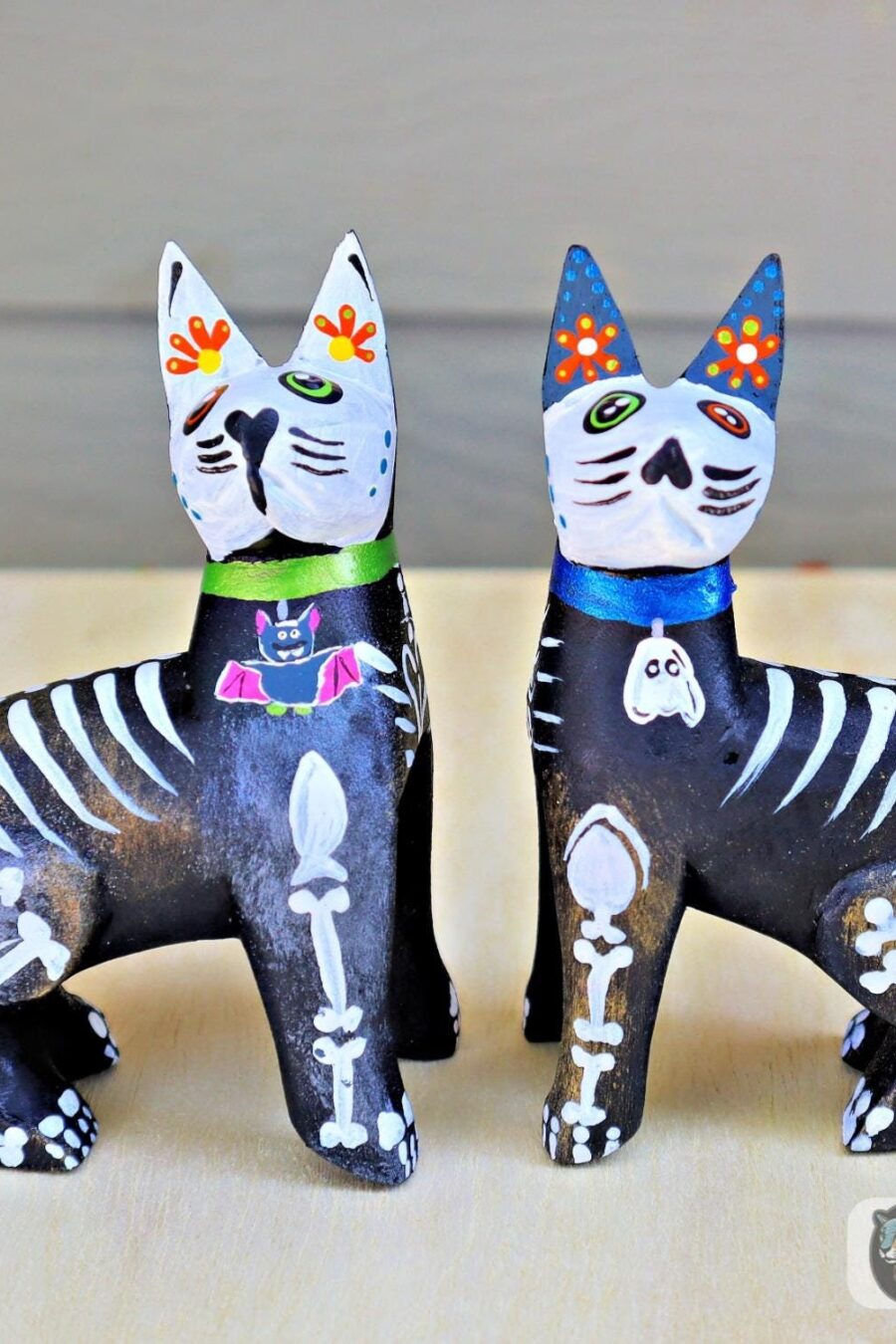 Gatito alebrije, Unique cat, Skeleton alebrije, Alebrije from Oaxaca, Cat skeleton, Copal wood sculpture, Dia de los Muertos collection.