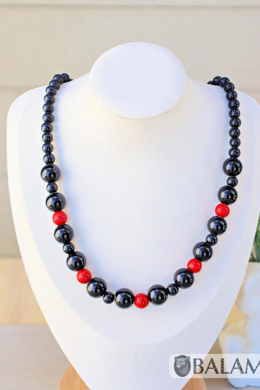 Onyx Ceremonial Necklaces, Mayan Necklaces, Onyx with tiger's eye, aventurine, Red Hematite, Natural stone necklaces, Gemstones and Onyx.
