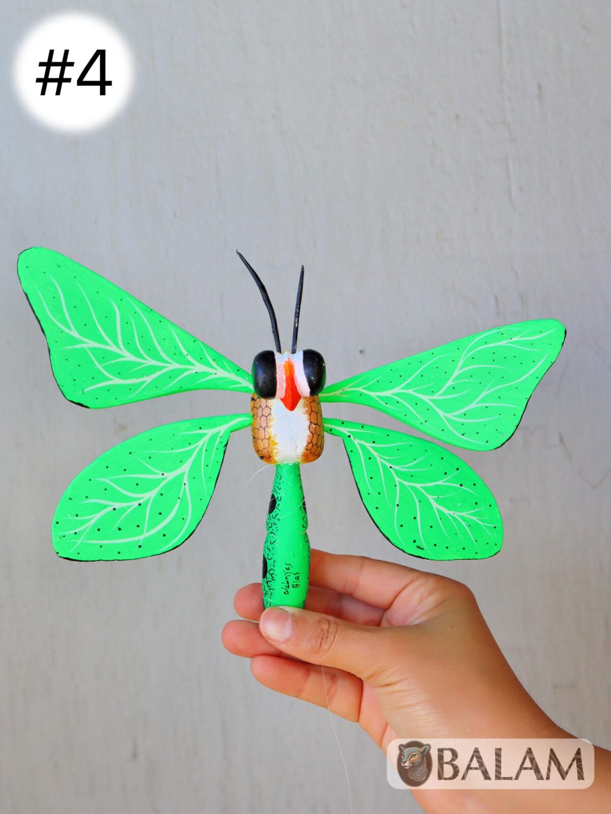 Mariposa Alebrije from Oaxaca, butterfly alebrije, Butterfly ornament alebrije, Copal wood sculpture. Read Description. - Image 3
