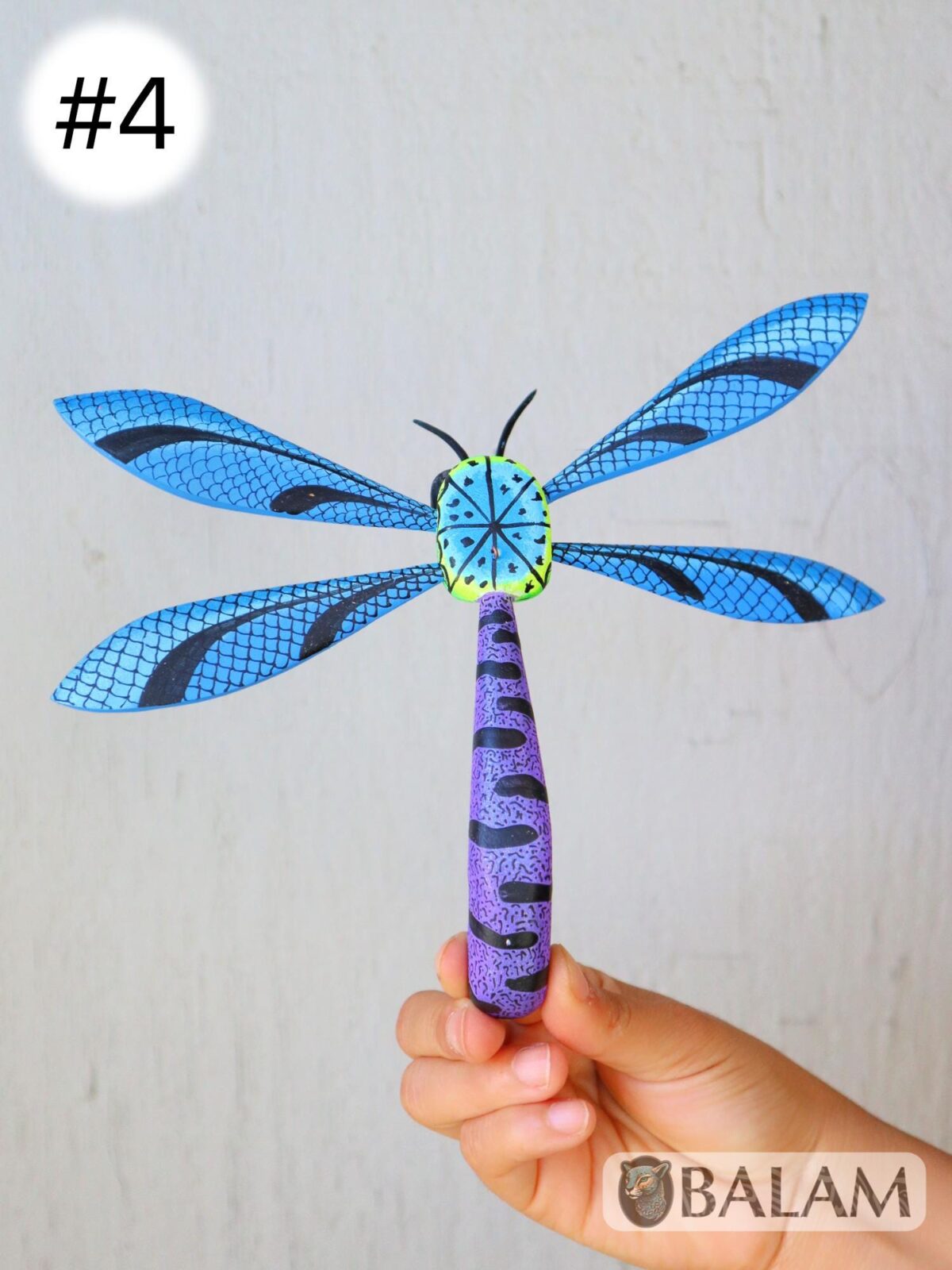 Libelula Alebrije from Oaxaca, dragonfly alebrije, Drago fly ornament alebrije, Copal wood sculpture. Oaxaca alebrijes