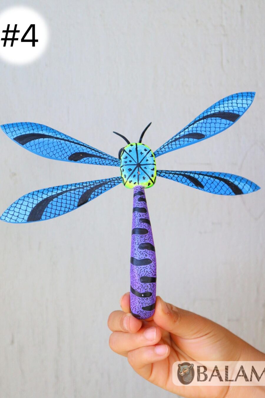 Libelula Alebrije from Oaxaca, dragonfly alebrije, Drago fly ornament alebrije, Copal wood sculpture. Oaxaca alebrijes
