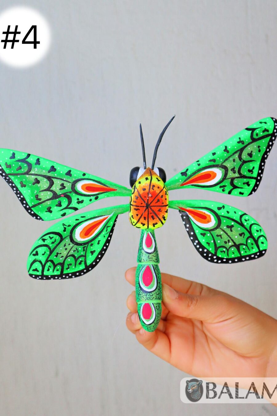 Mariposa Alebrije from Oaxaca, butterfly alebrije, Butterfly ornament alebrije, Copal wood sculpture. Read Description.