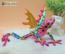 Amazing frog with butterfly wings alebrije, huge frog alebrije, frog with wings, Oaxaca alebrije art, frog Alebrije.