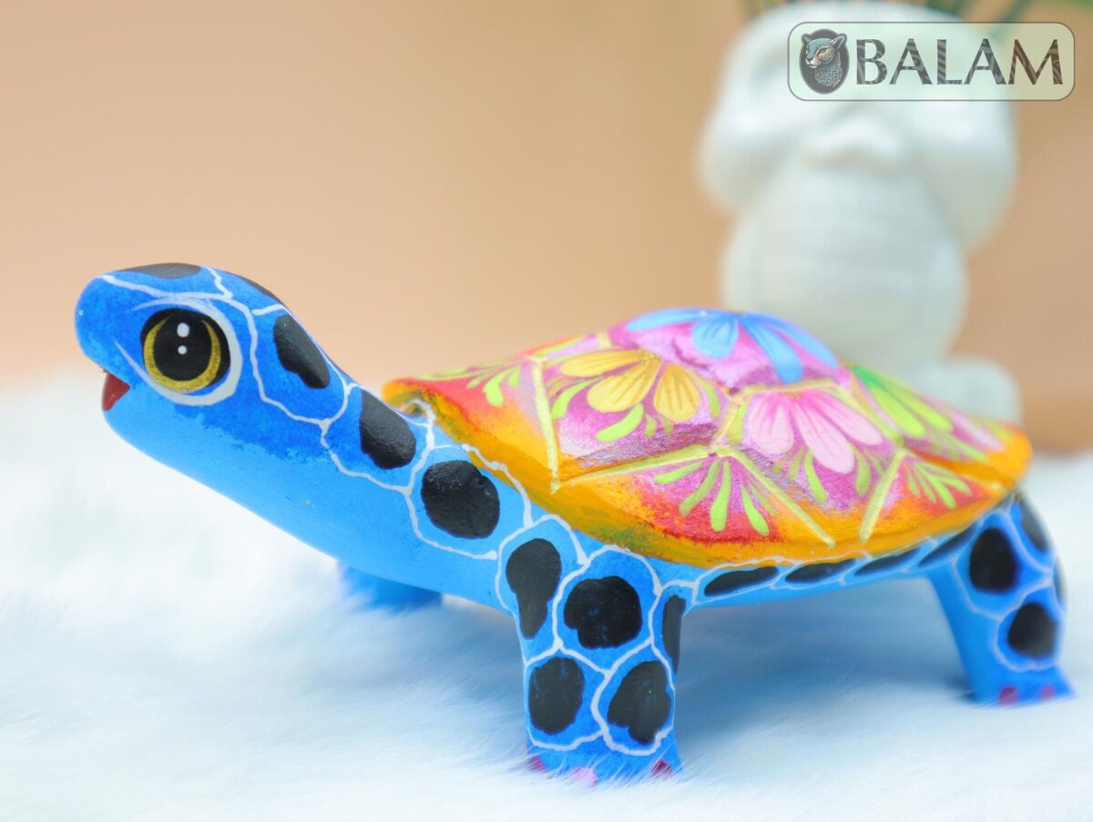 Turtle, tortoise alebrije, Tortuga alebrije, Tortoise Alebrije from Oaxaca, animal alebrije, Copal wood sculpture, Wood Art, Alebrije art