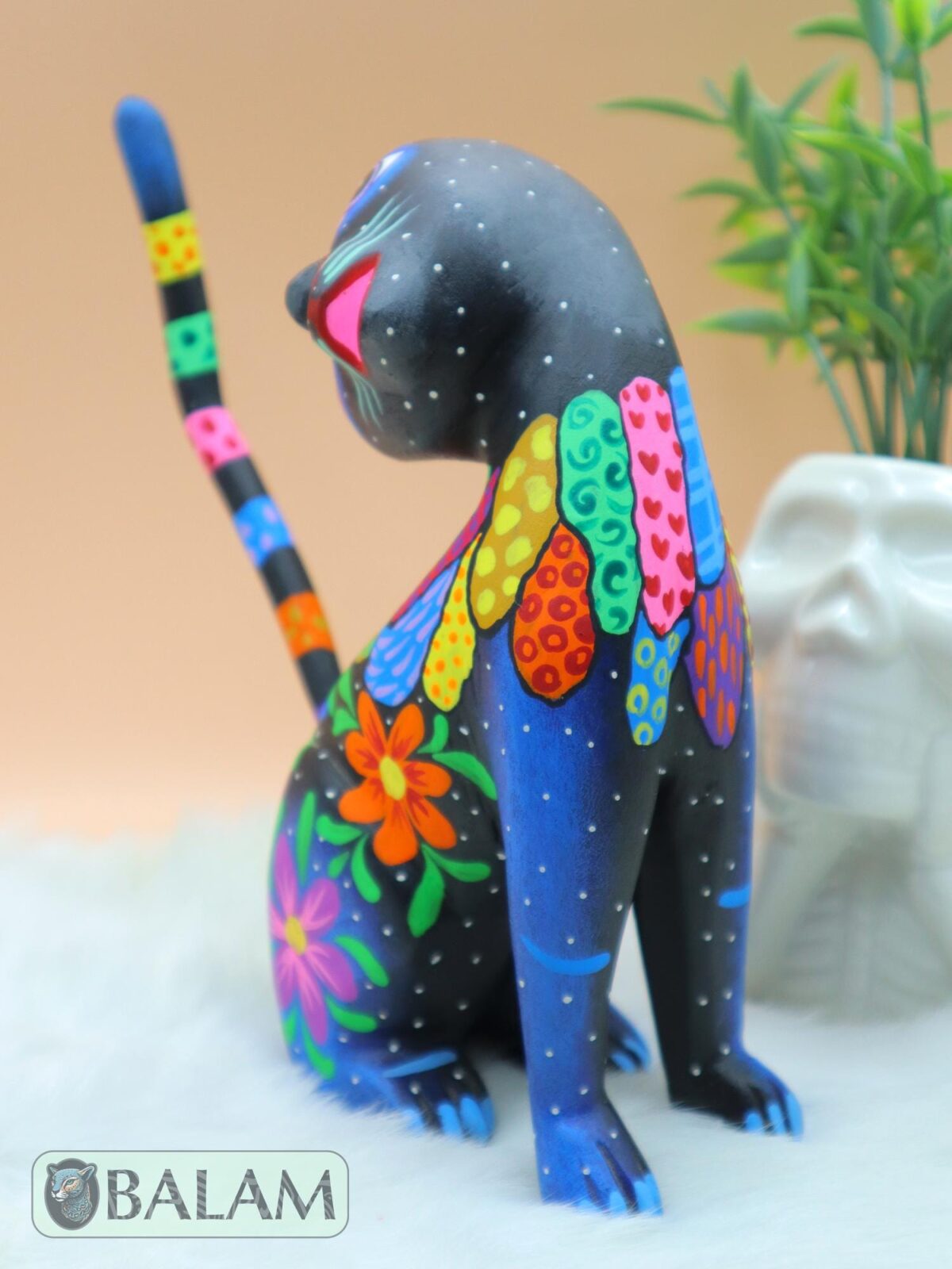 Night Cat alebrije, Gatito alebrije, Alebrije from Oaxaca, Cat alebrije, Copal wood sculpture, Wood Art, Alebrije art. - Image 2