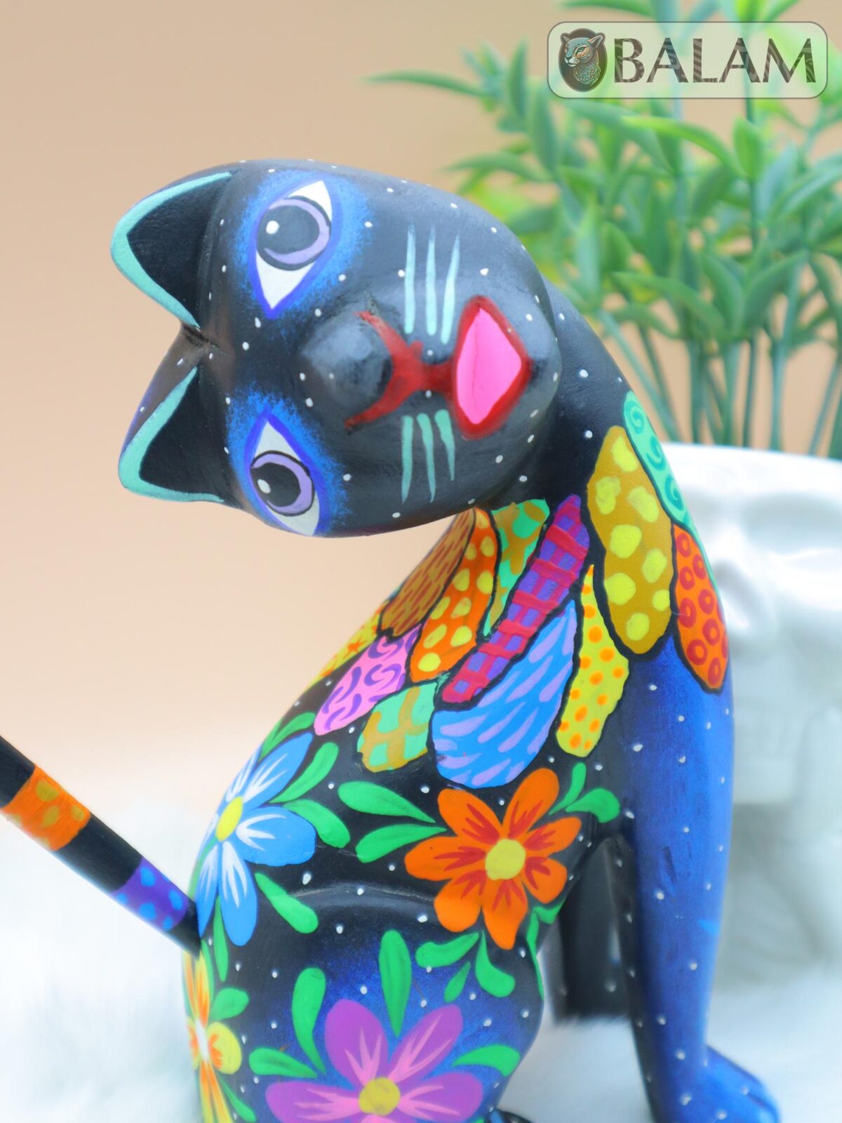 Night Cat alebrije, Gatito alebrije, Alebrije from Oaxaca, Cat alebrije, Copal wood sculpture, Wood Art, Alebrije art. - Image 9