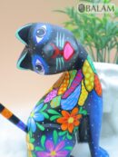 Night Cat alebrije, Gatito alebrije, Alebrije from Oaxaca, Cat alebrije, Copal wood sculpture, Wood Art, Alebrije art.