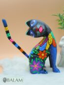 Night Cat alebrije, Gatito alebrije, Alebrije from Oaxaca, Cat alebrije, Copal wood sculpture, Wood Art, Alebrije art.