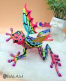 Amazing frog with butterfly wings alebrije, huge frog alebrije, frog with wings, Oaxaca alebrije art, frog Alebrije.