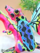 Amazing frog with butterfly wings alebrije, huge frog alebrije, frog with wings, Oaxaca alebrije art, frog Alebrije.