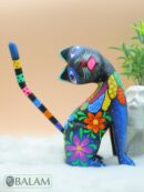 Night Cat alebrije, Gatito alebrije, Alebrije from Oaxaca, Cat alebrije, Copal wood sculpture, Wood Art, Alebrije art.