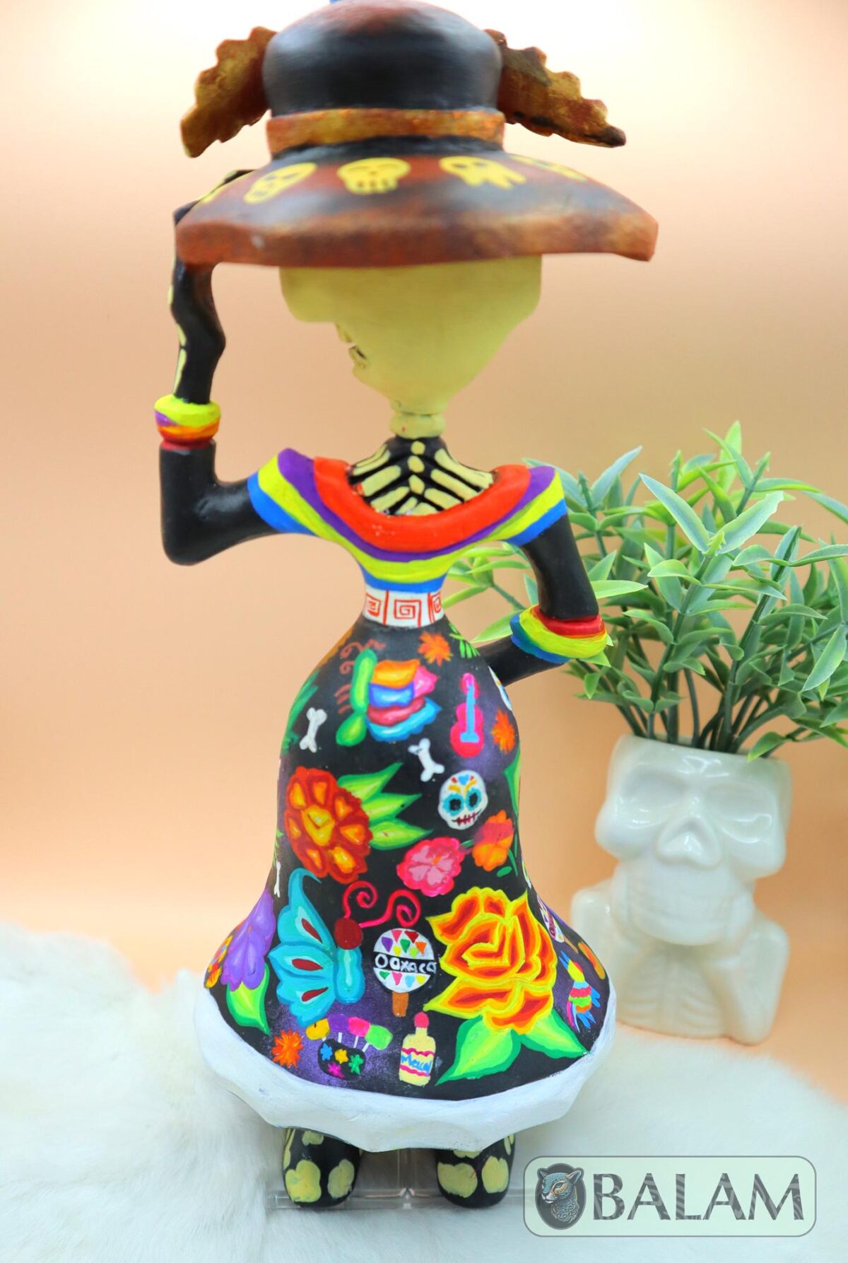 Mexican catrina wooden, Catrina Alebrije, Catrina Sculpture, Dia de los Muertos Alebrije. Day of death alebrije. 12 inches - Image 4