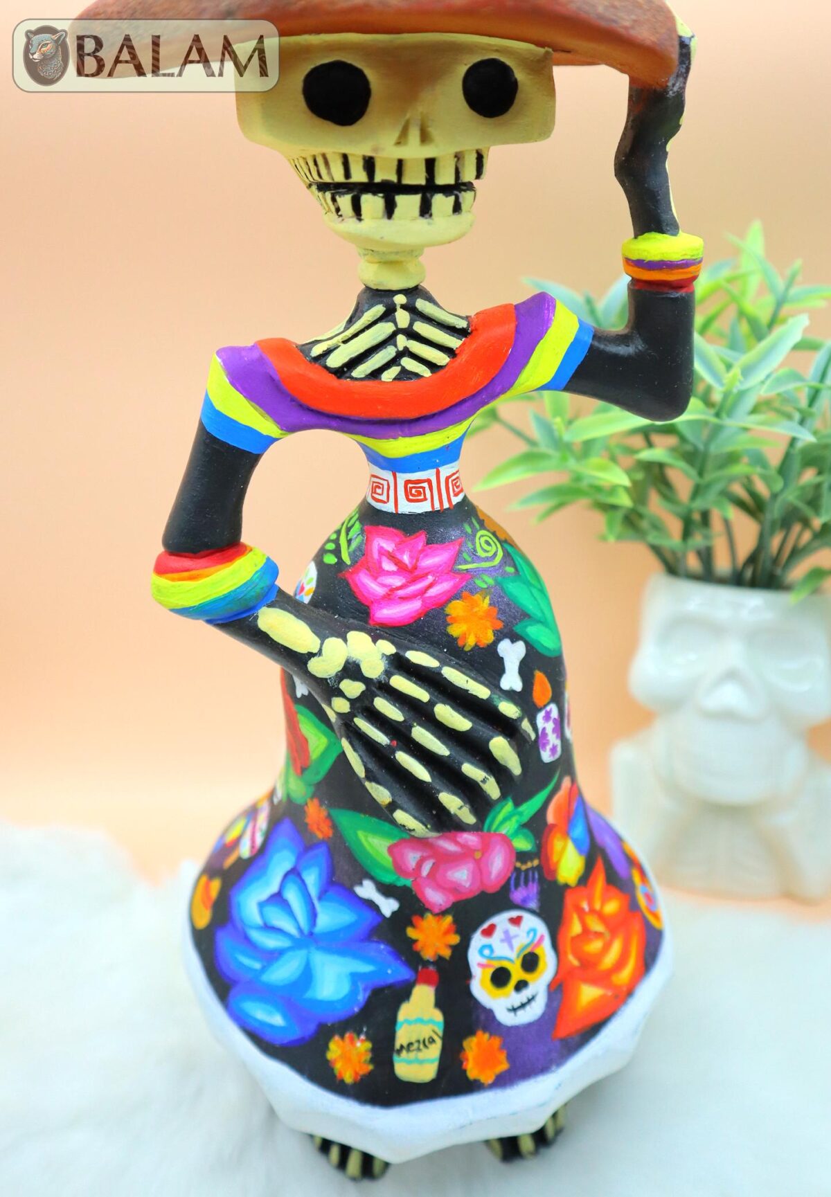 Mexican catrina wooden, Catrina Alebrije, Catrina Sculpture, Dia de los Muertos Alebrije. Day of death alebrije. 12 inches - Image 3