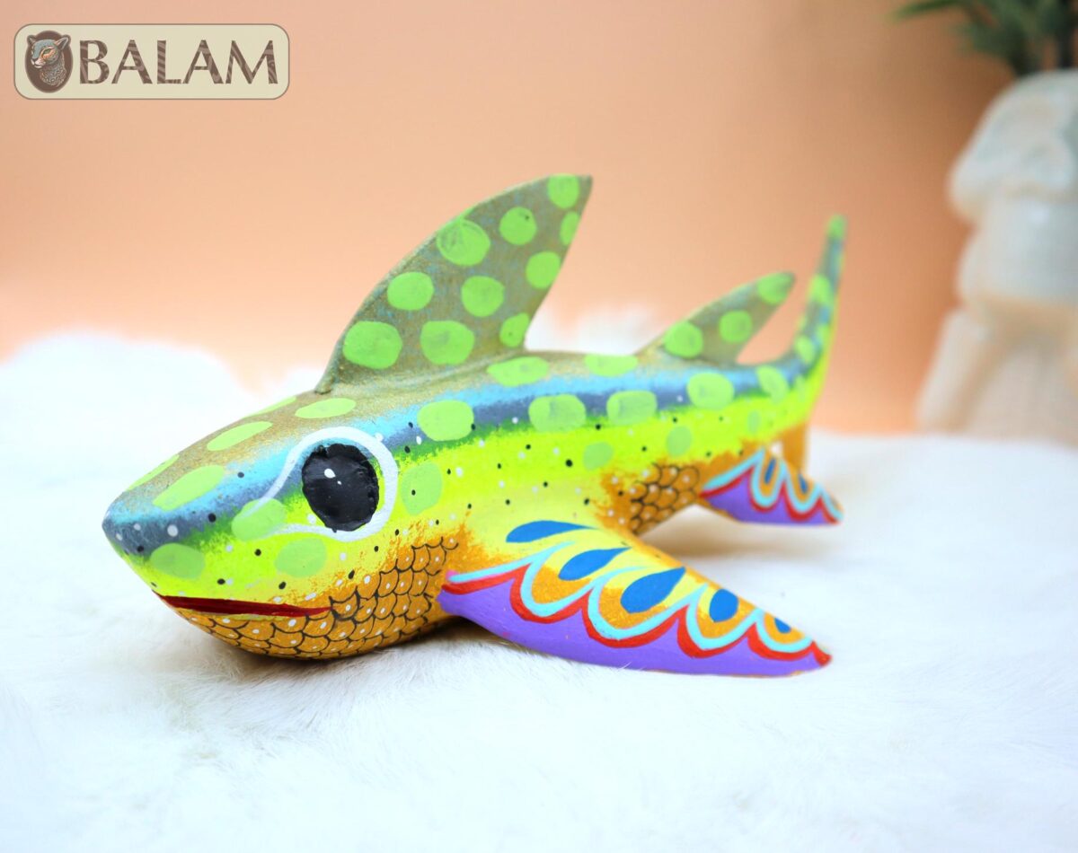 Tiburon alebrije, Shark alebrije, Alebrije from Oaxaca, Copal wood sculpture, Alebrije art, Shark sculpture, tiburon alebrije, amazing shark - Image 3