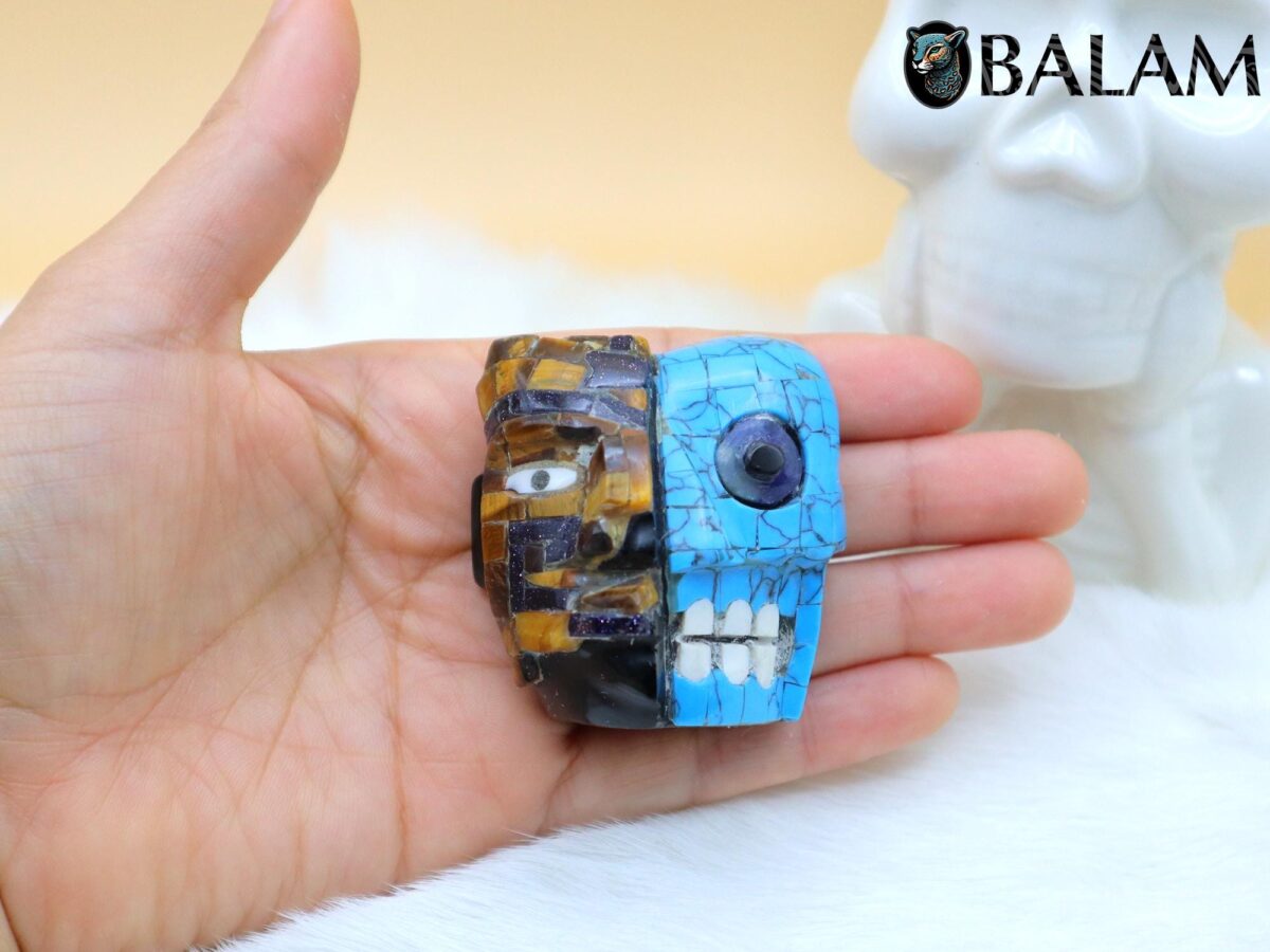 Duality of life and death Mask, Ceremonial Pendant, Obsidian mask, tigers' eye, turquoise inlays. Teotihuacan mask. Aztec mask - Image 2