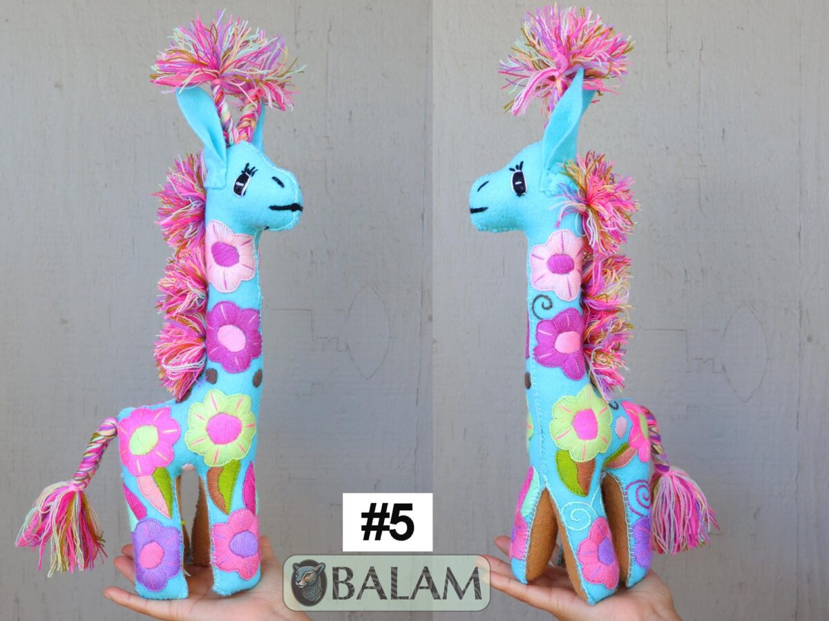 Giraffe stuffed animal, Colorful Mexican handmade plushies, stuffed natural felt animals, Mexican toys, Giraffe Plushies. 16'' tall - Image 6