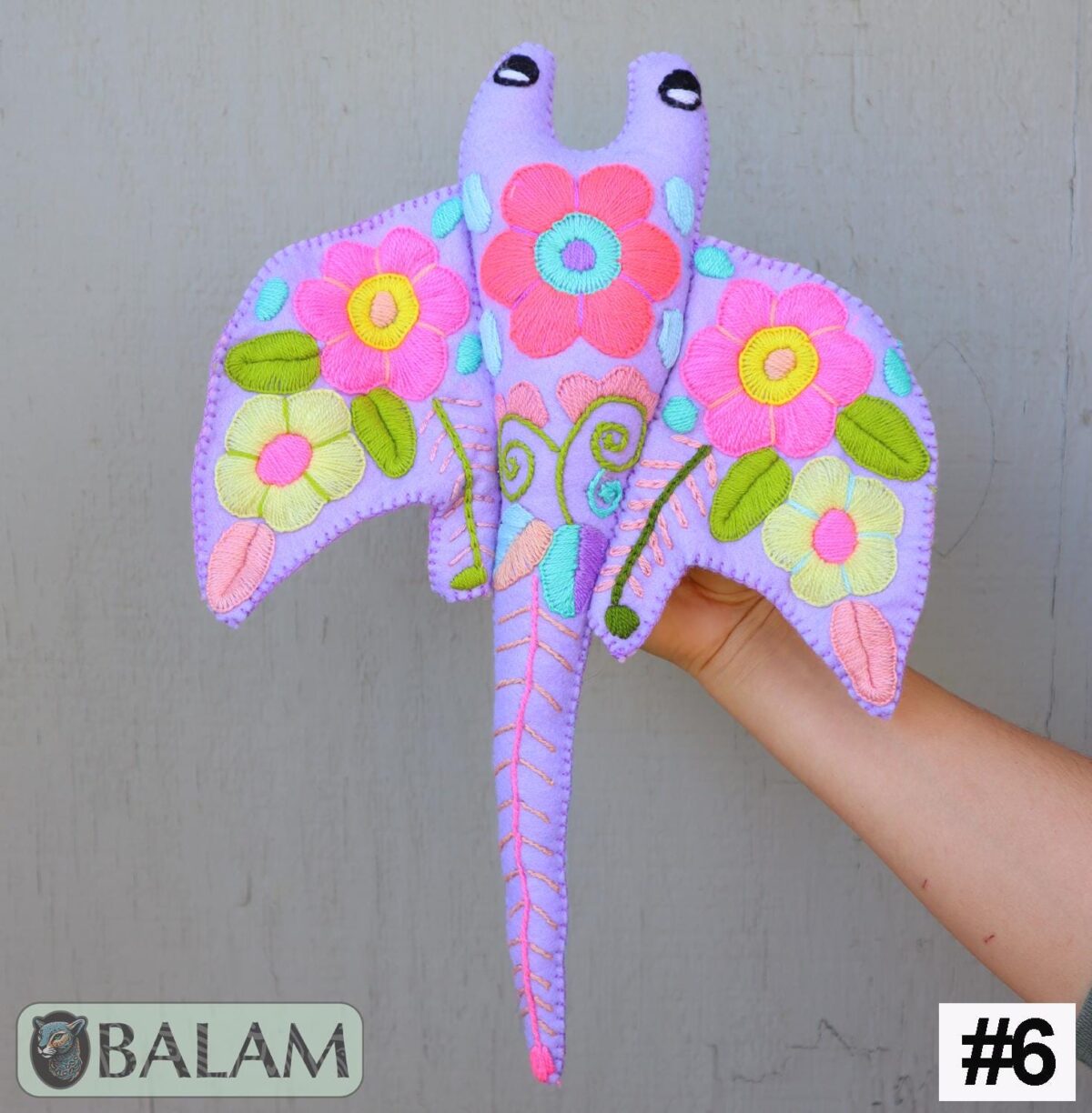 Stingray stuffed animal, Stingray Plush, Colorful Mexican handmade plushies, stuffed natural felt animal. 15'' long - Image 9
