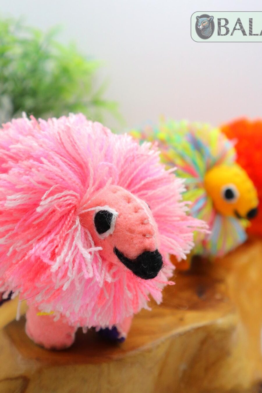 Little porcupine stuffed animal, porcupine stuffed animal, Colorful Mexican handmade plushies. 4'' approx