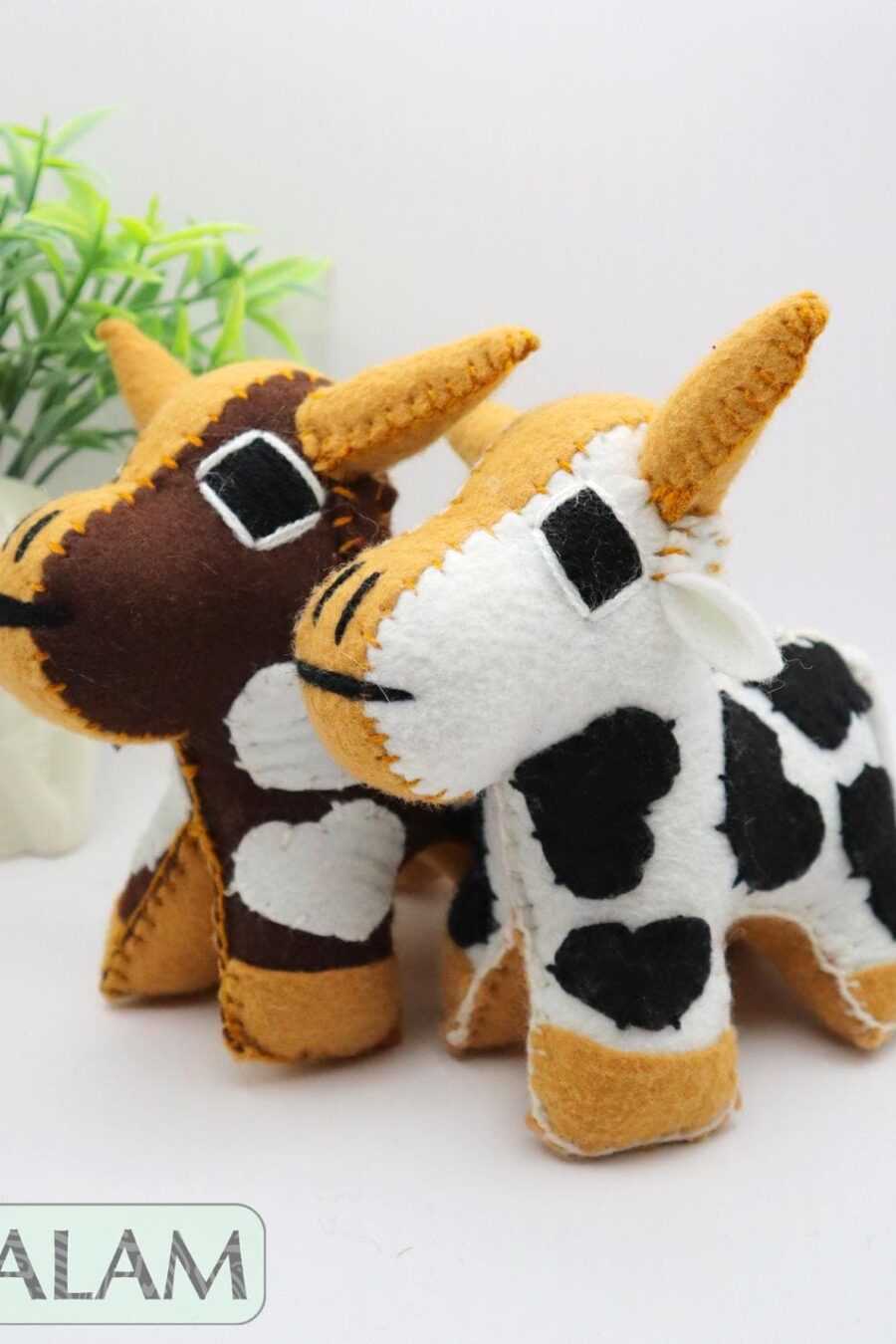 small stuffed animal, cow stuffed animal, Axolotl stuffed animal, Octopus plushie, Colorful Mexican handmade plushies. 5'' to 8'' tall