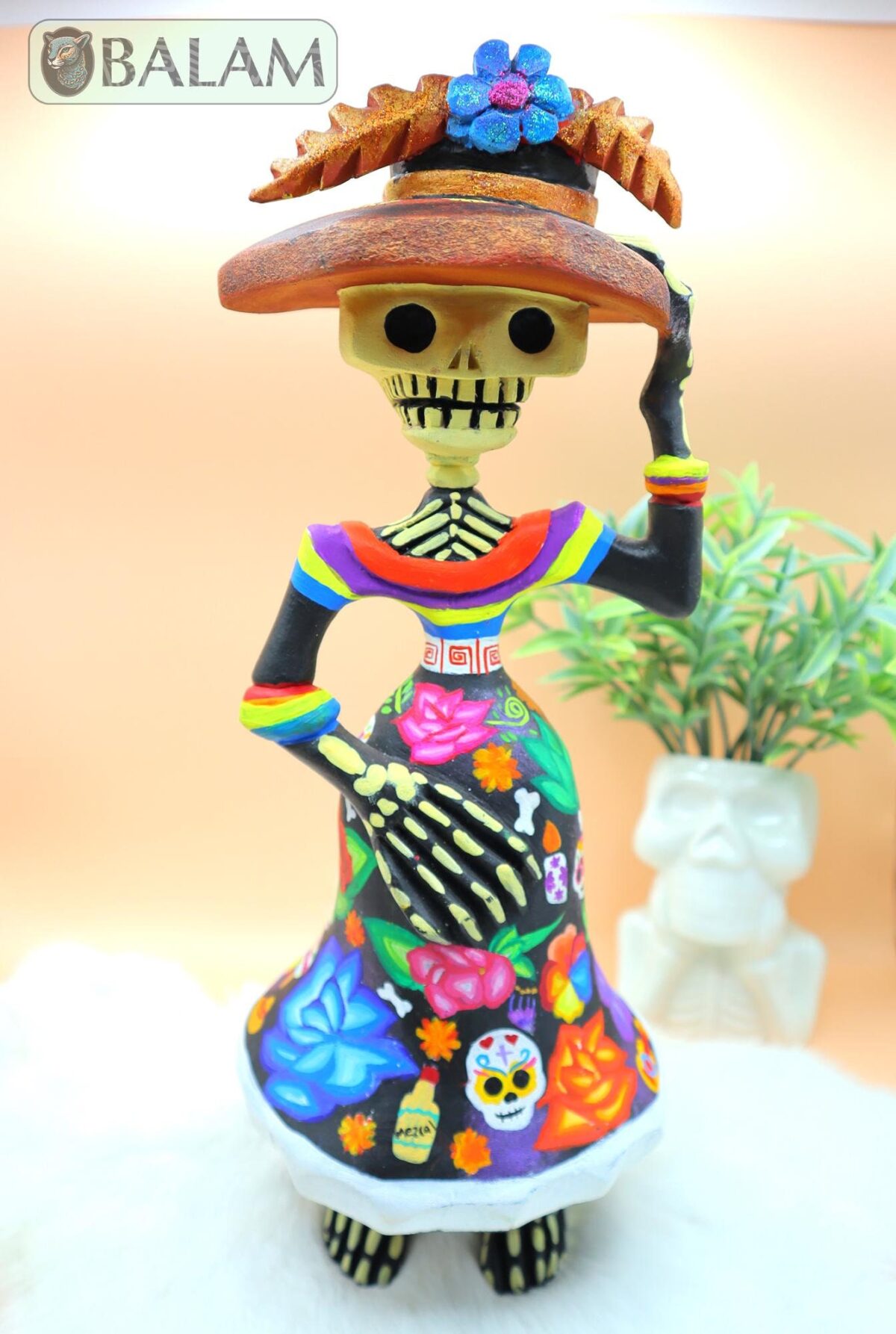 Mexican catrina wooden, Catrina Alebrije, Catrina Sculpture, Dia de los Muertos Alebrije. Day of death alebrije. 12 inches