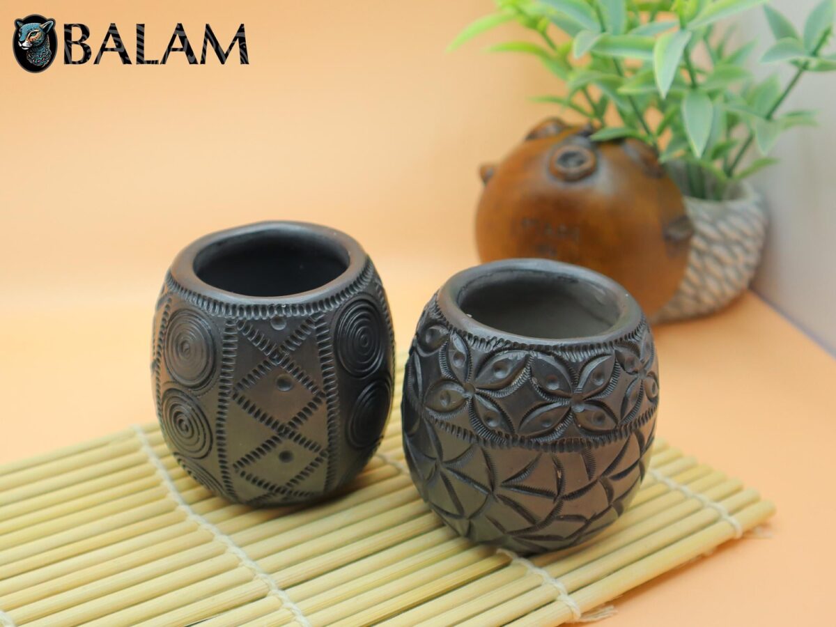Barro Negro Shot Glasses with different patterns. Mezcal Glass, Tequilero Shot Glass. Rustic handmade shot glass. San Bartolo, Oaxaca.