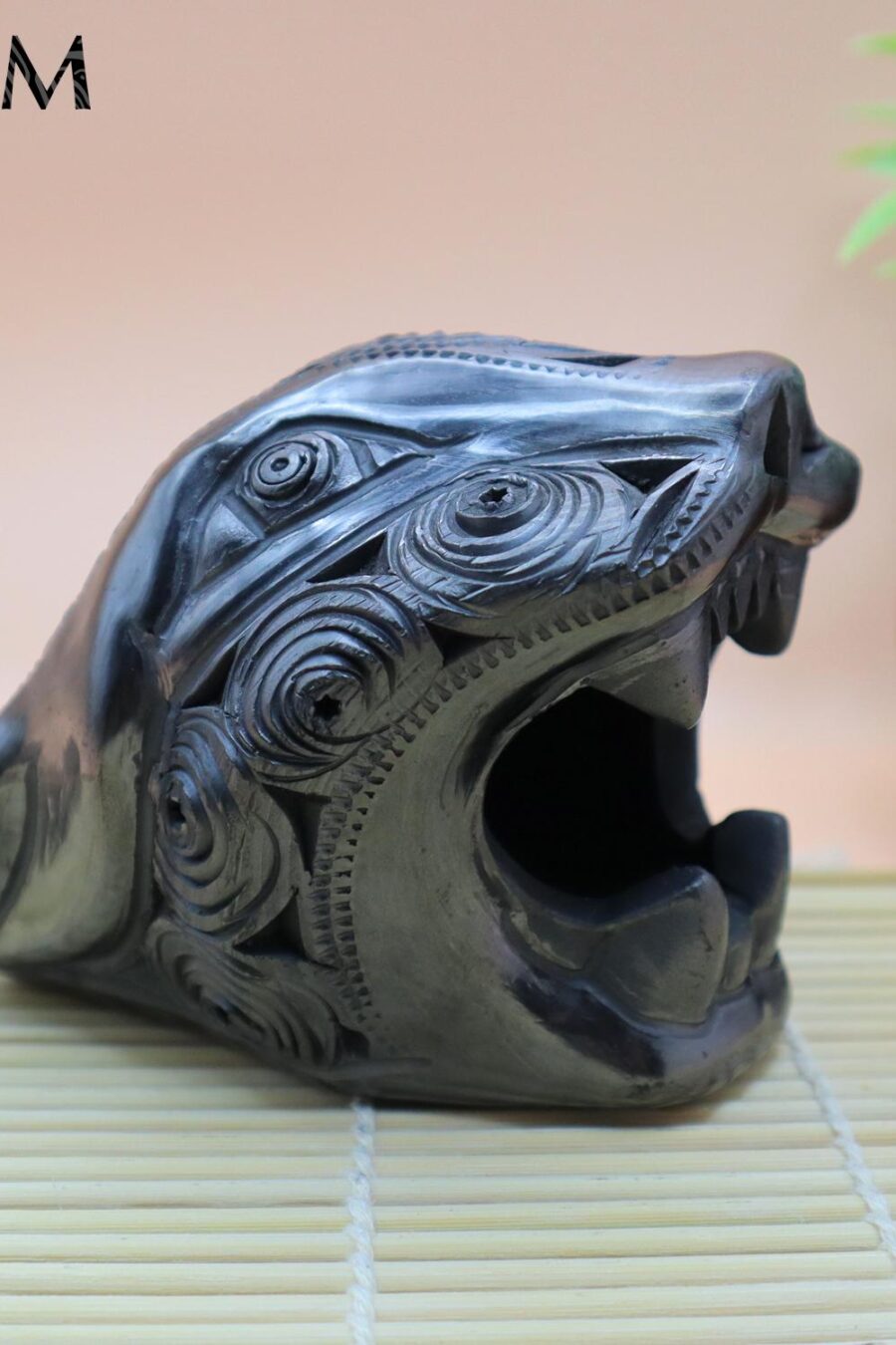 Barro Negro Jaguar Head. Impressive Handmade Jaguar of Black clay. Rustic handmade Jaguar head. San Bartolo, Oaxaca.