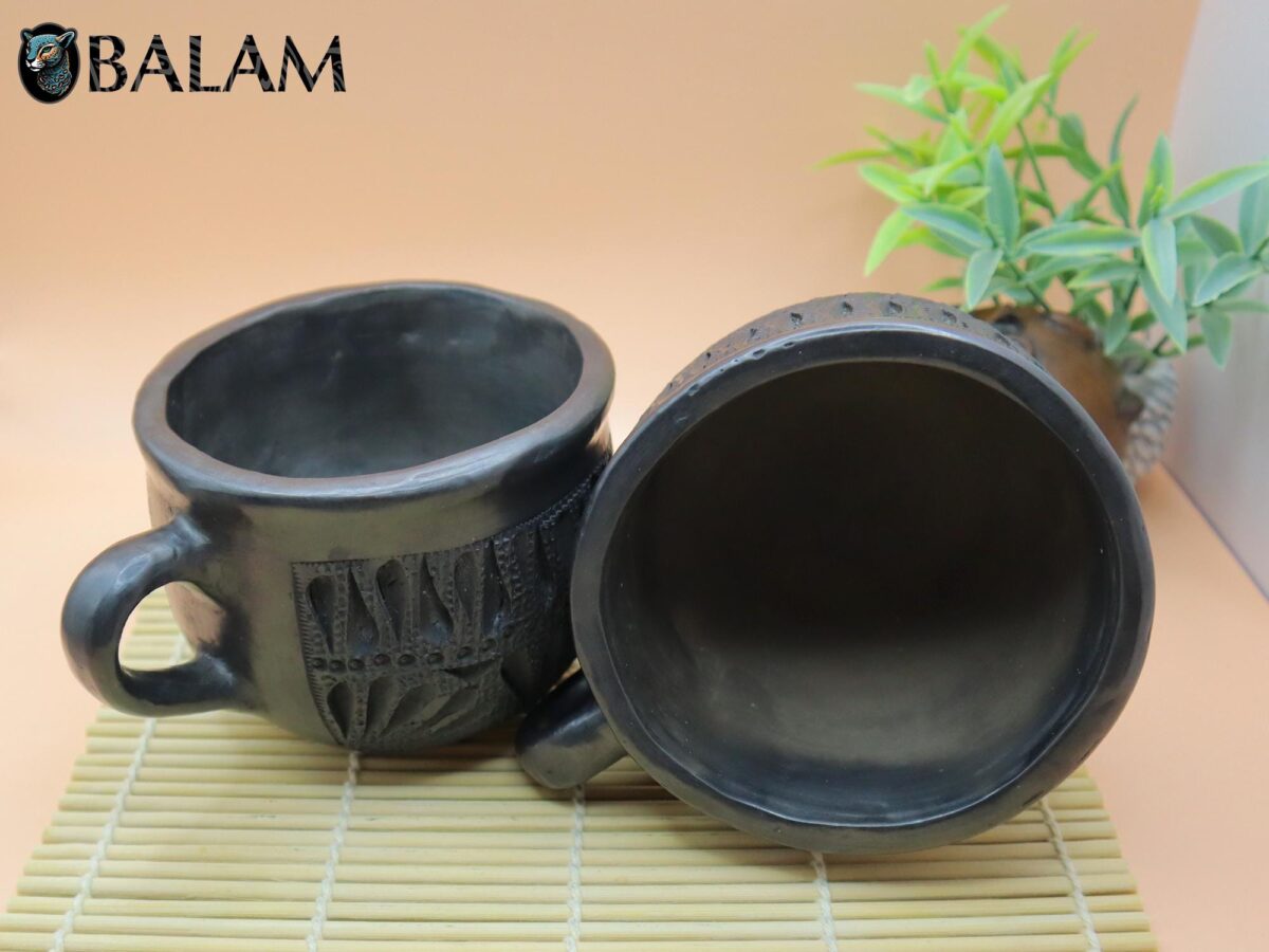 Barro Negro Chocolatera or Coffee mug with patterns, Taza Bola de Barro negro, Rustic handmade Mugs. San Bartolo, Oaxaca.