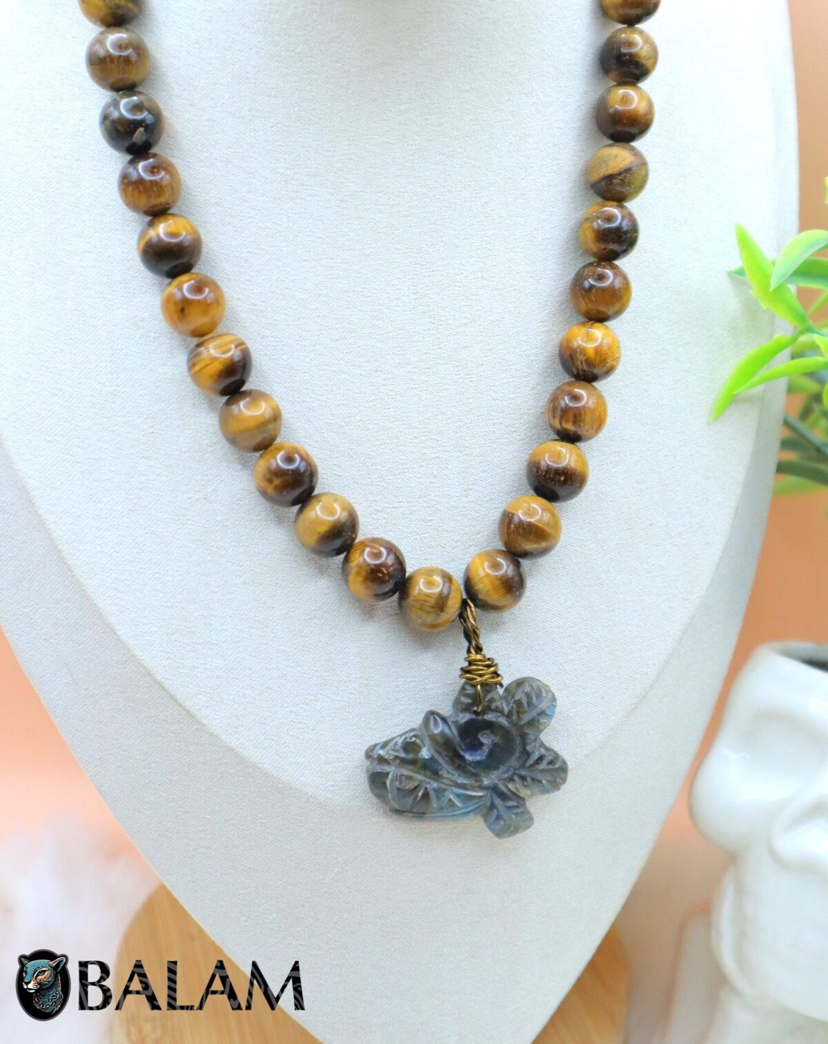 Quetzalcoatl necklace, Ceremonial Necklace, Aztec deity, Kukulcan Mayan deity, Labradorite carved, tigers' eye beads. Read DESCRIPTION - Image 6