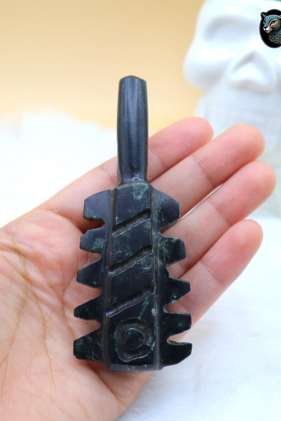 Macuahuitl pendant, Aztec weapon, green jade pendant, Ceremonial Necklace, Jade Necklace. Aztec god. Read Description