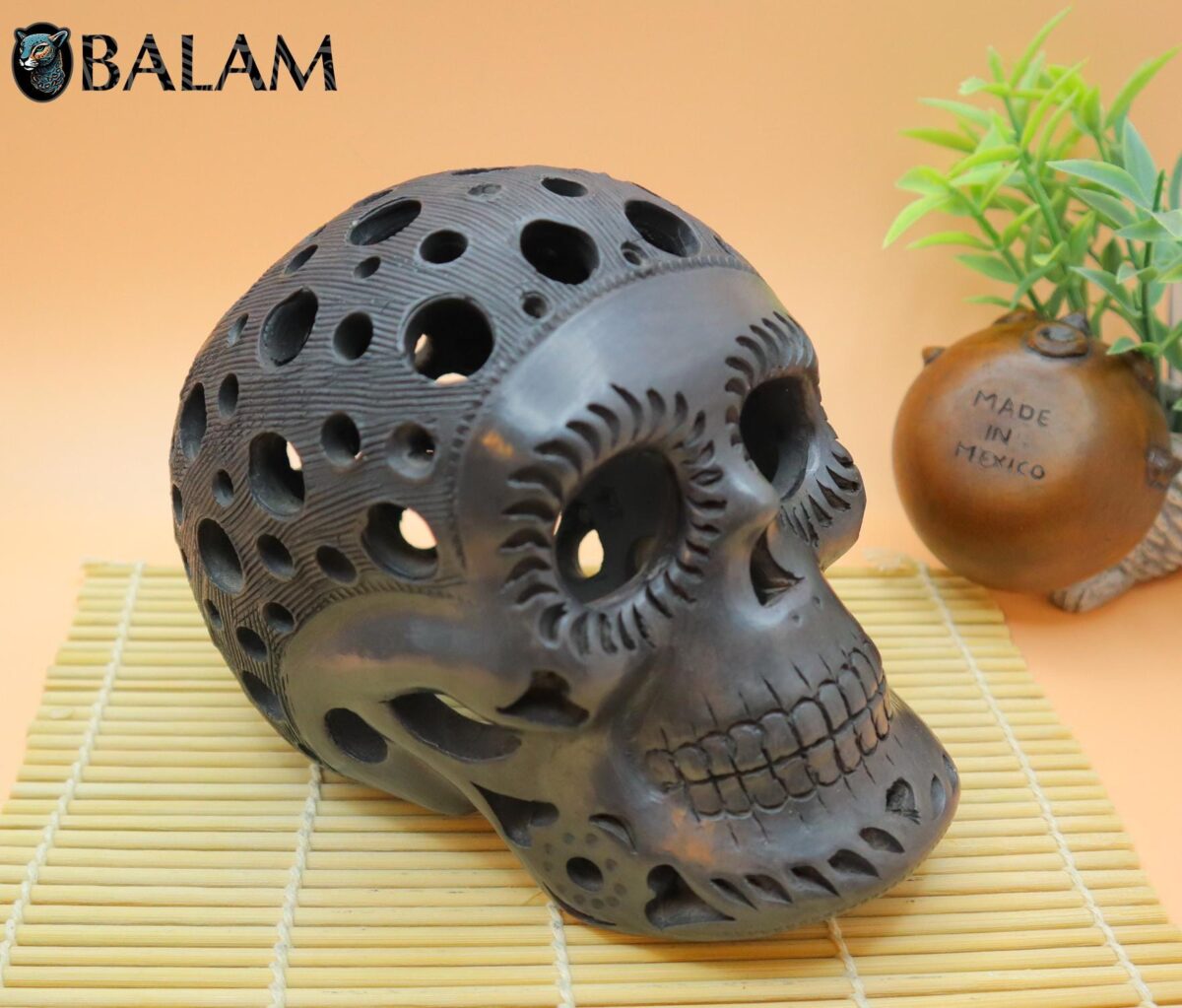 Barro Negro Skull. Black skull decor. Rustic handmade Skull. San Bartolo, Oaxaca.