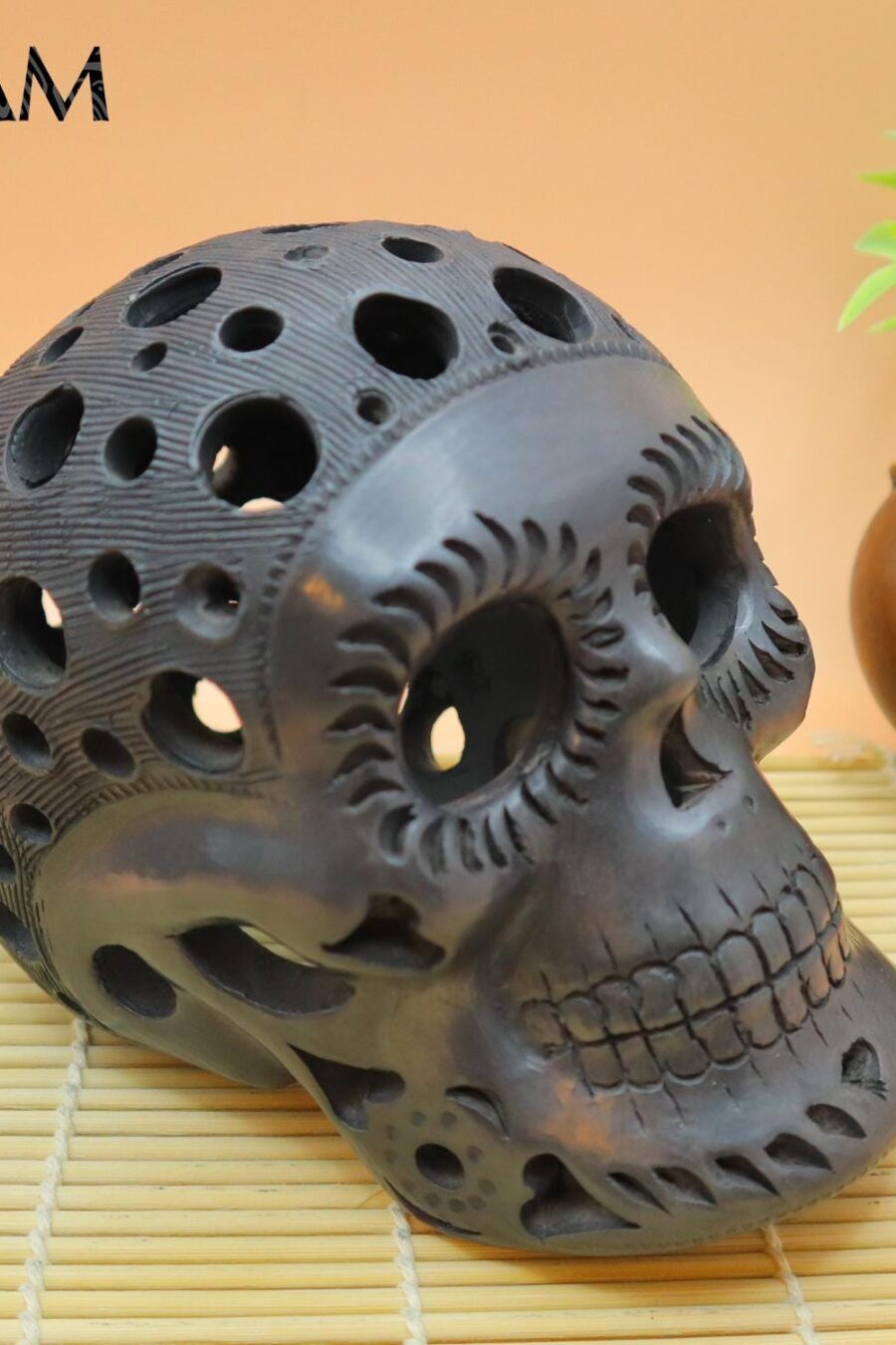 Barro Negro Skull. Black skull decor. Rustic handmade Skull. San Bartolo, Oaxaca.