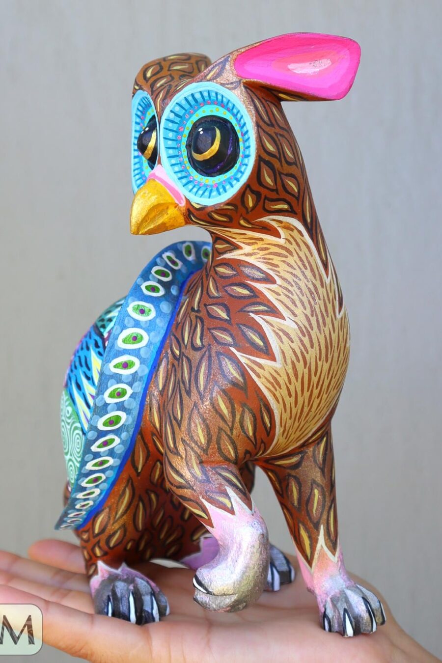 Unique alebrije art, Fusion of Turtle, Owl and Lion, Fusion alebrije, A powerful alebrije, Lion, Tortoise, Owl, lechuza, barn owl.